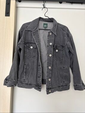 wild fable Women’s Washed Gray Denim Jacket - Button Front